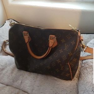Louis Vuitton Speedy 30